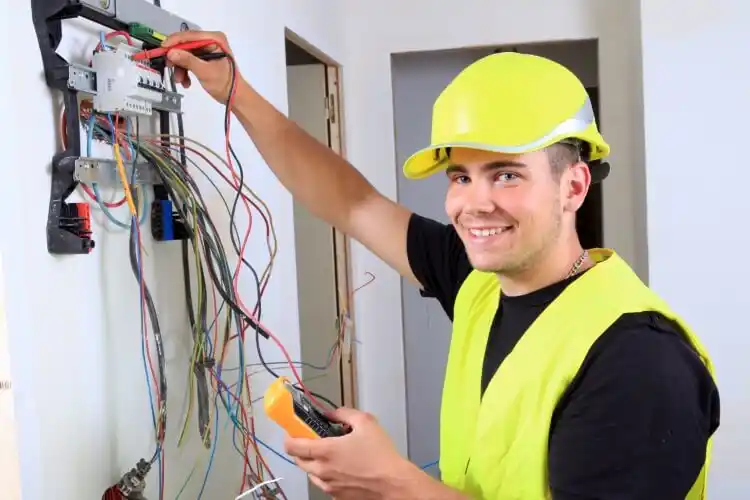 elektricien Lattrop-Breklenkamp